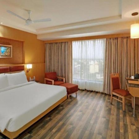 Hotel Seven Inn Near Delhi Airport New Delhi Ngoại thất bức ảnh