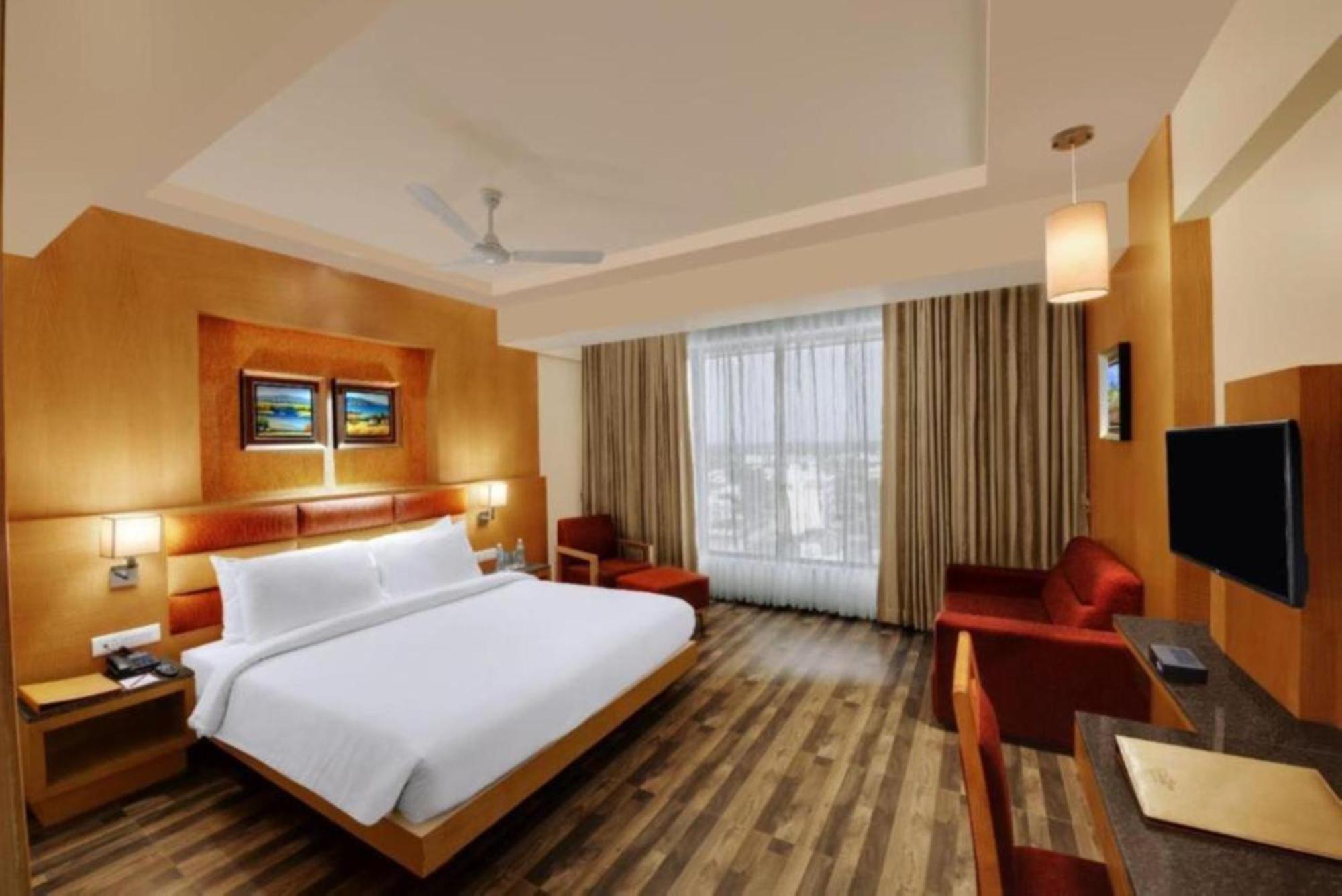 Hotel Seven Inn Near Delhi Airport New Delhi Ngoại thất bức ảnh